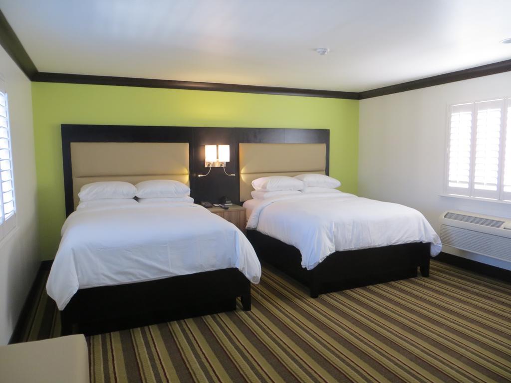 Hotel Azura Santa Rosa Pokoj fotografie